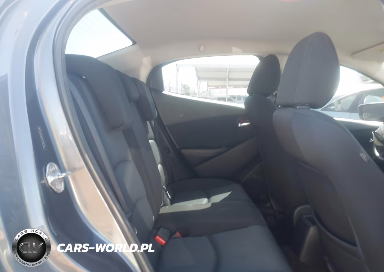 2016 Scion Ia VIN:3MYDLBZVXGY102104 - 8