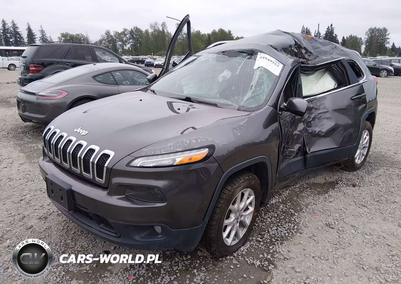2018 Jeep Cherokee Latitude Plus 4X4 VIN:1C4PJMLB5JD562115 - 2