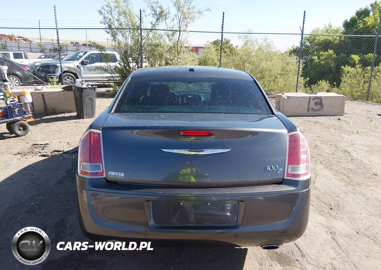 2013 Chrysler 300 300S VIN:2C3CCABG0DH595278 - 16