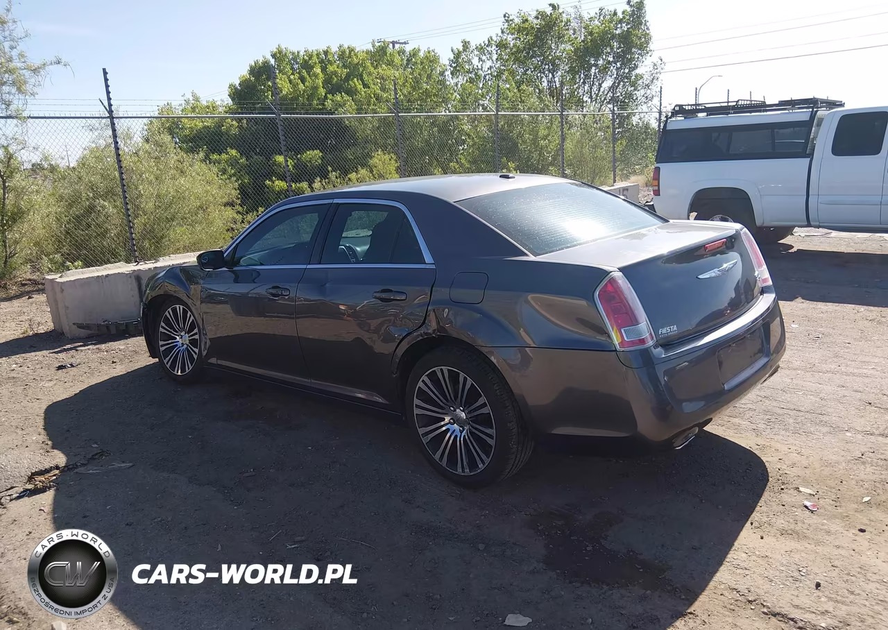 2013 Chrysler 300 300S VIN:2C3CCABG0DH595278 - 3