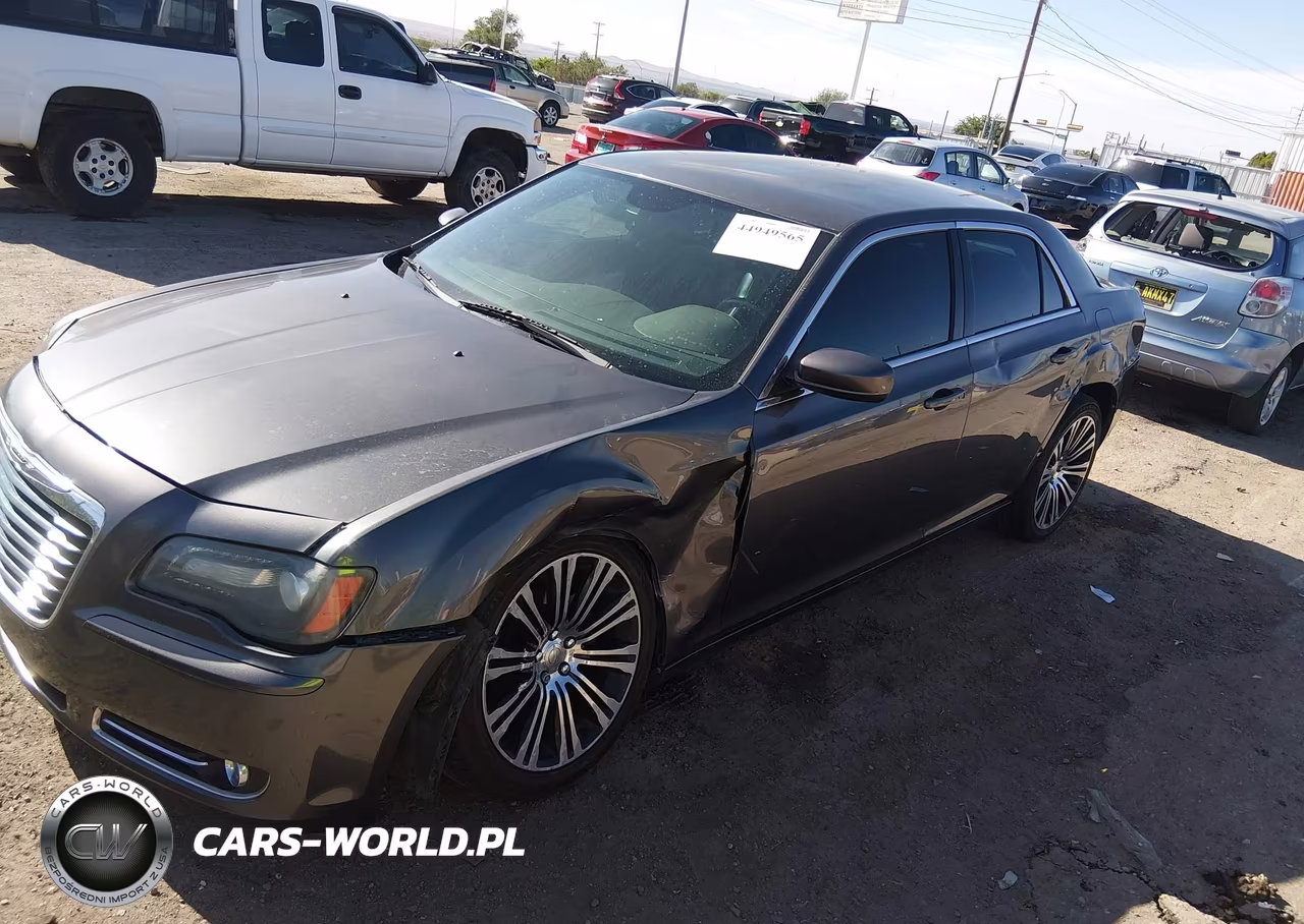 2013 Chrysler 300 300S VIN:2C3CCABG0DH595278 - 6