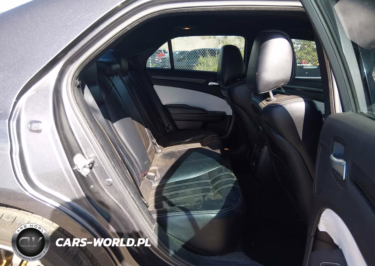 2013 Chrysler 300 300S VIN:2C3CCABG0DH595278 - 8