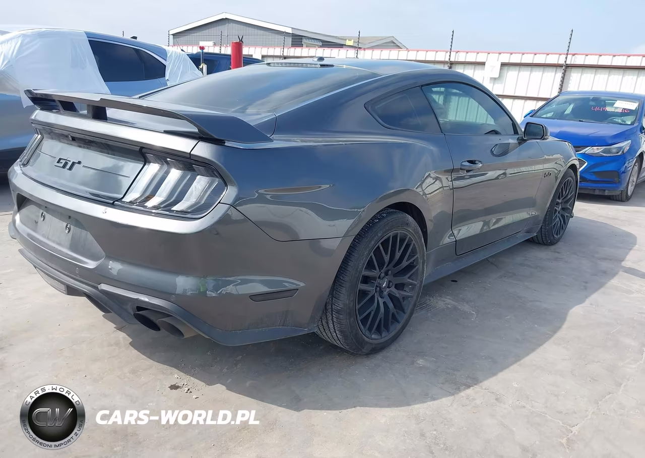 2020 Ford Mustang Gt Premium Fastback VIN:1FA6P8CFXL5117831 - 4