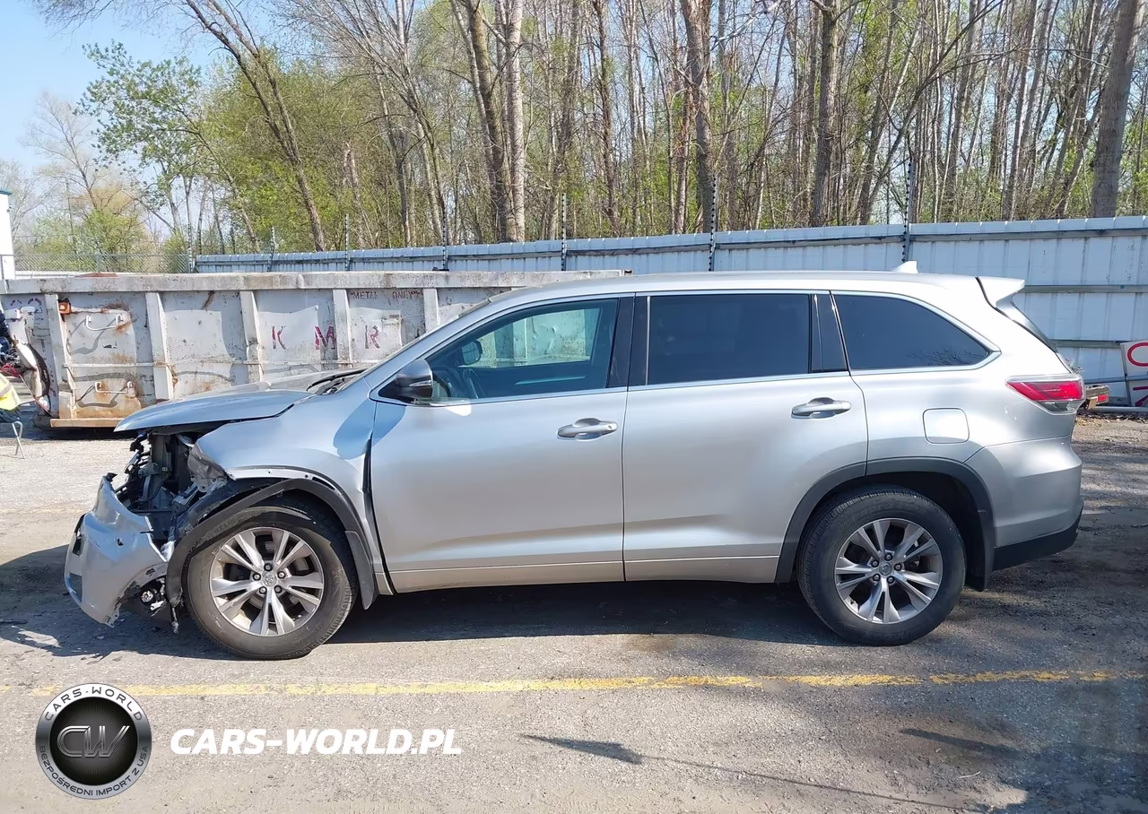 2014 Toyota Highlander Le Plus V6 VIN:5TDBKRFH6ES010220 - 14