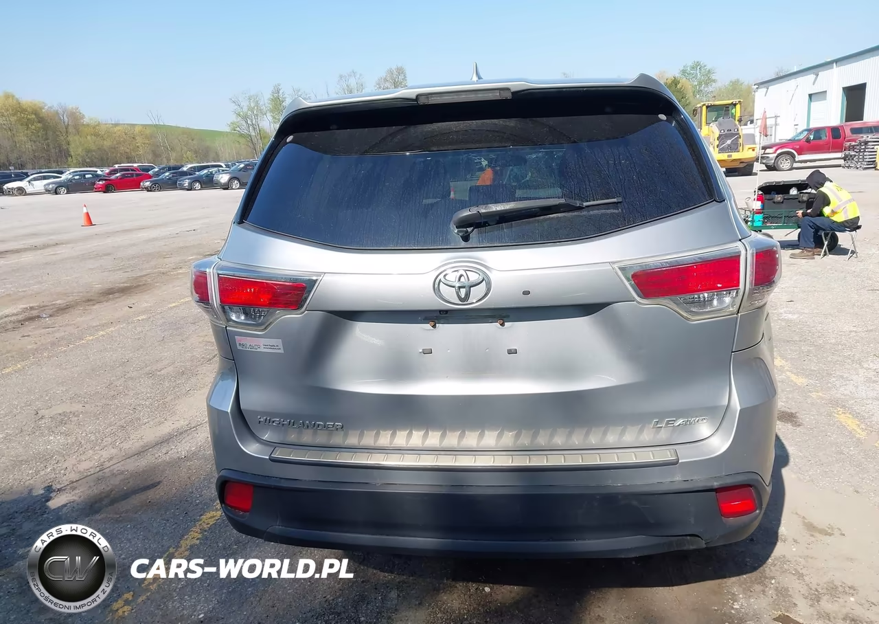 2014 Toyota Highlander Le Plus V6 VIN:5TDBKRFH6ES010220 - 16