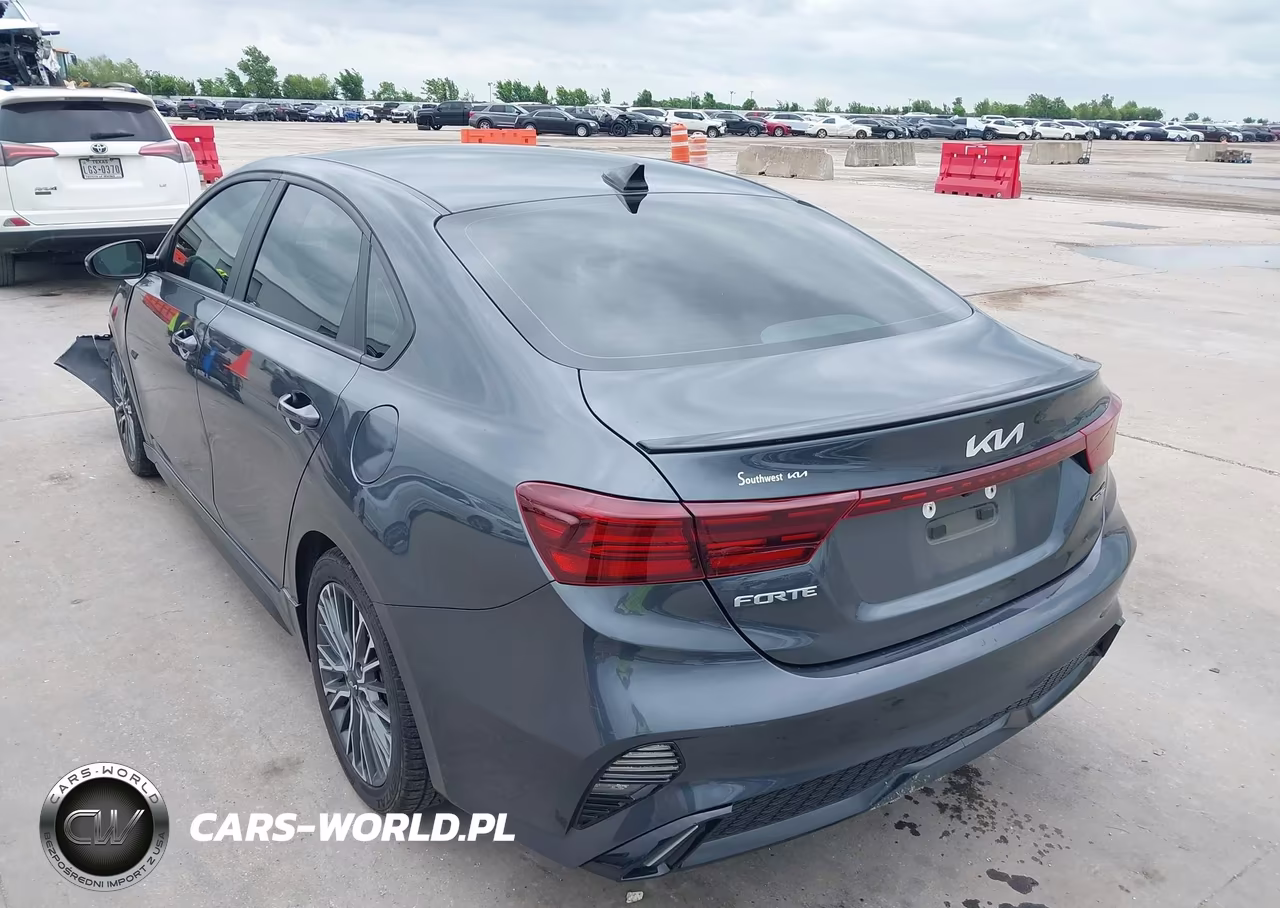 2024 Kia Forte Gt-Line VIN:3KPF54AD7RE715043 - 3