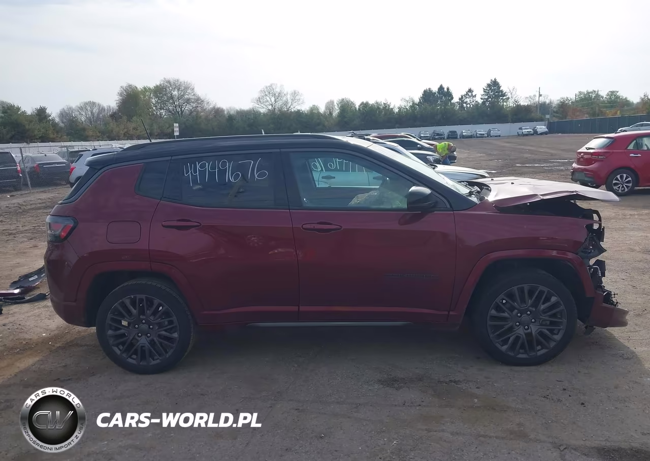 2022 Jeep Compass High Altitude 4X4 VIN:3C4NJDCB1NT101999 - 14