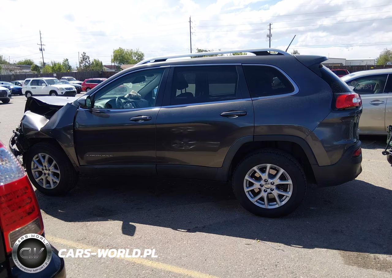 2014 Jeep Cherokee Latitude VIN:1C4PJMCS4EW230449 - 14