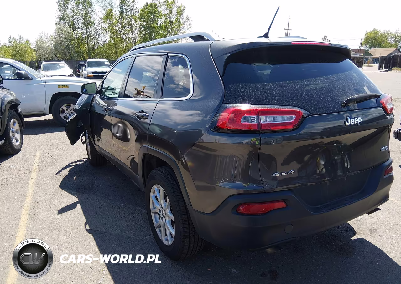 2014 Jeep Cherokee Latitude VIN:1C4PJMCS4EW230449 - 3