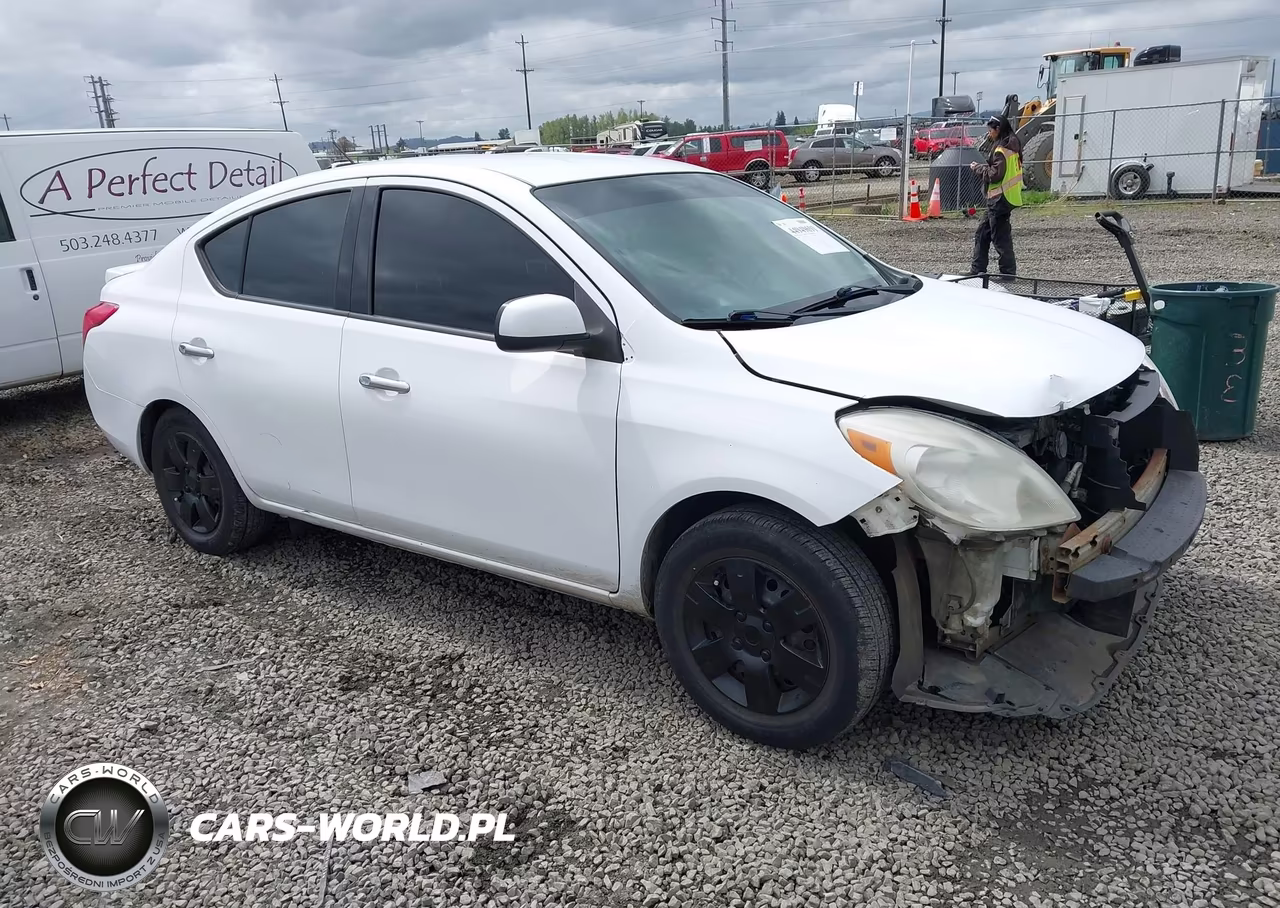 2014 Nissan Versa 1.6 Sv