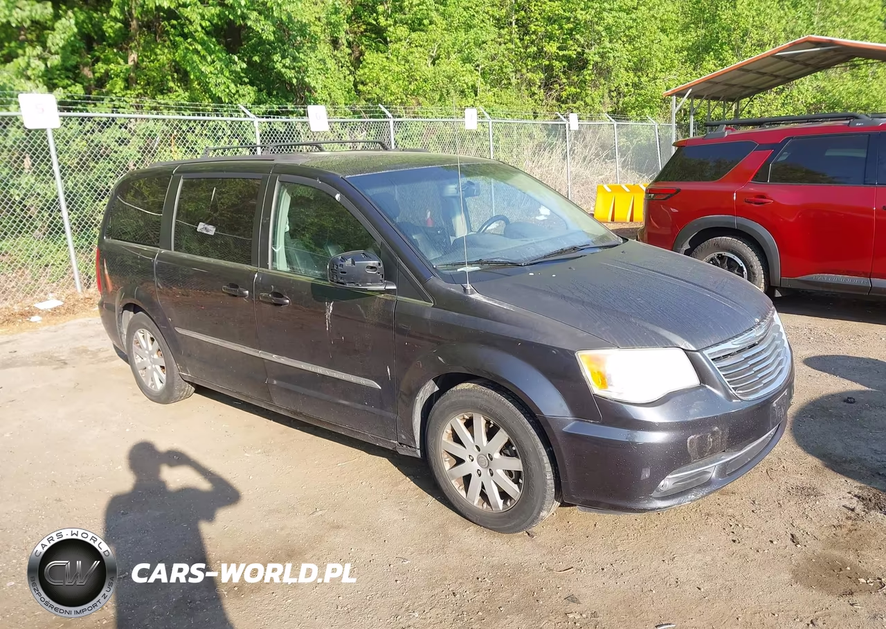 2014 Chrysler Town & Country Touring