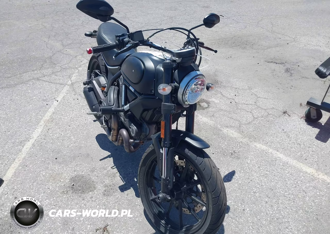 2015 Ducati Scrambler 800