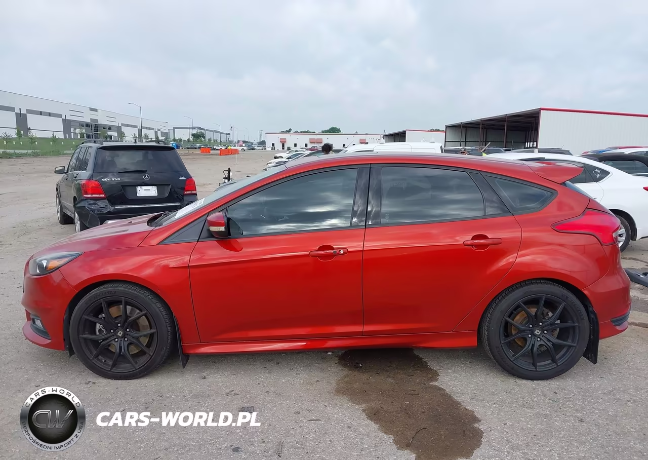 2018 Ford Focus St VIN:1FADP3L90JL239868 - 14