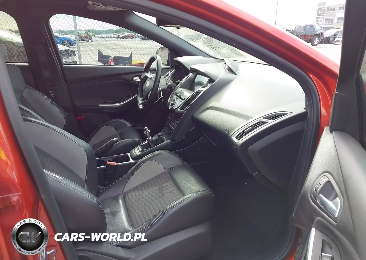 2018 Ford Focus St VIN:1FADP3L90JL239868 - 5