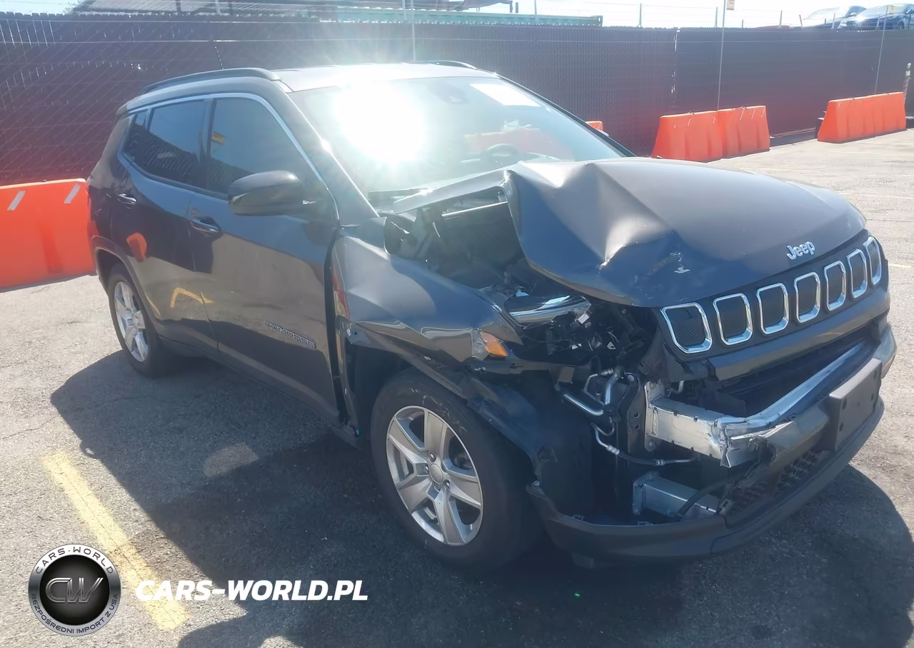 2022 Jeep Compass Latitude Fwd