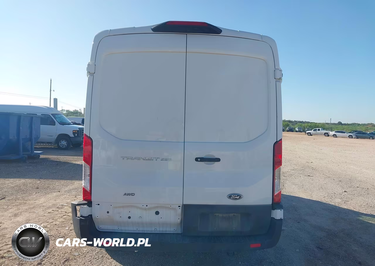 2025 Ford Transit-250 VIN:1FTBR2C88SKB25332 - 17