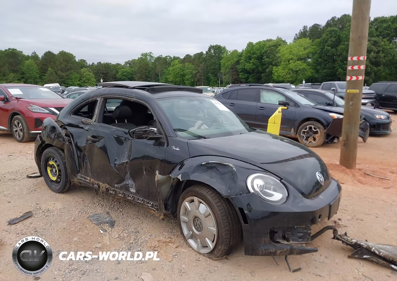 2013 Volkswagen Beetle 2.5L Fender Edition