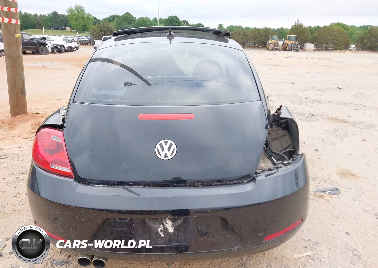 2013 Volkswagen Beetle 2.5L Fender Edition VIN:3VWHX7ATXDM645884 - 16