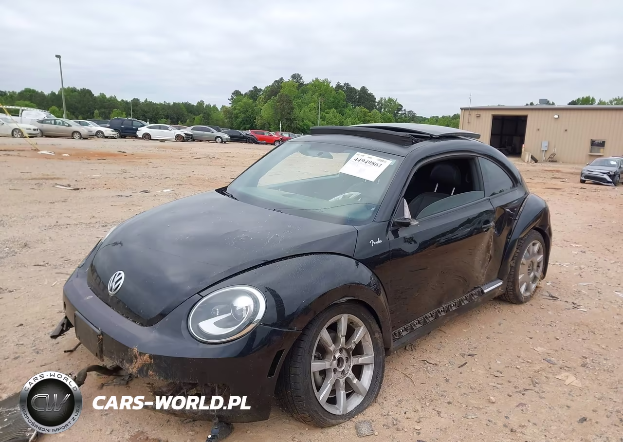 2013 Volkswagen Beetle 2.5L Fender Edition VIN:3VWHX7ATXDM645884 - 2