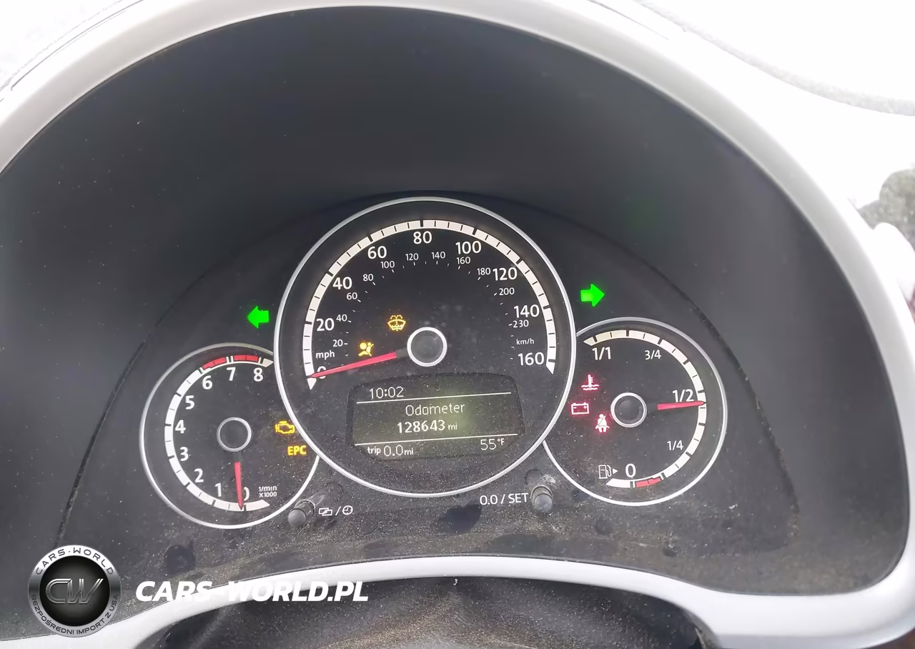2013 Volkswagen Beetle 2.5L Fender Edition VIN:3VWHX7ATXDM645884 - 7