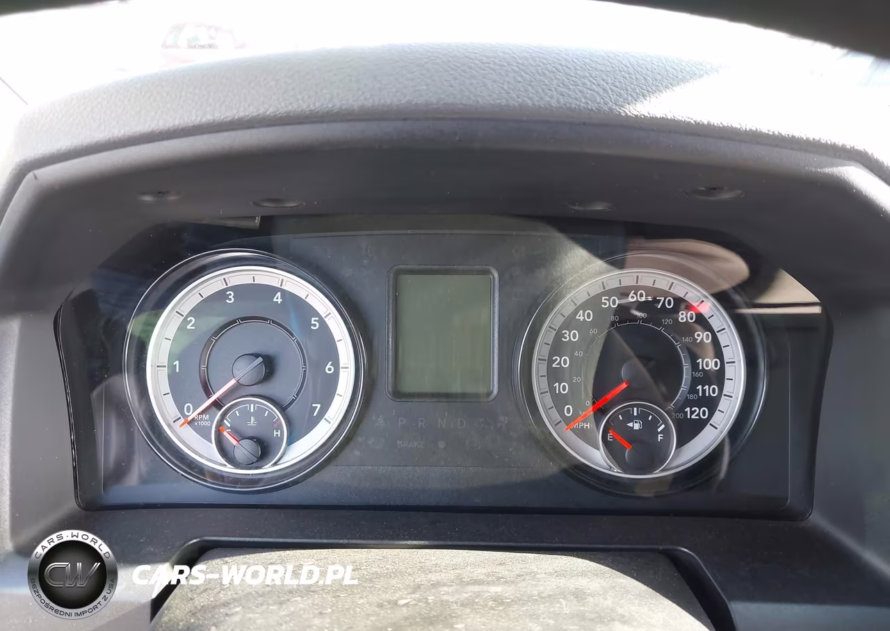 2016 Ram 1500 Express VIN:1C6RR6KG2GS333090 - 15