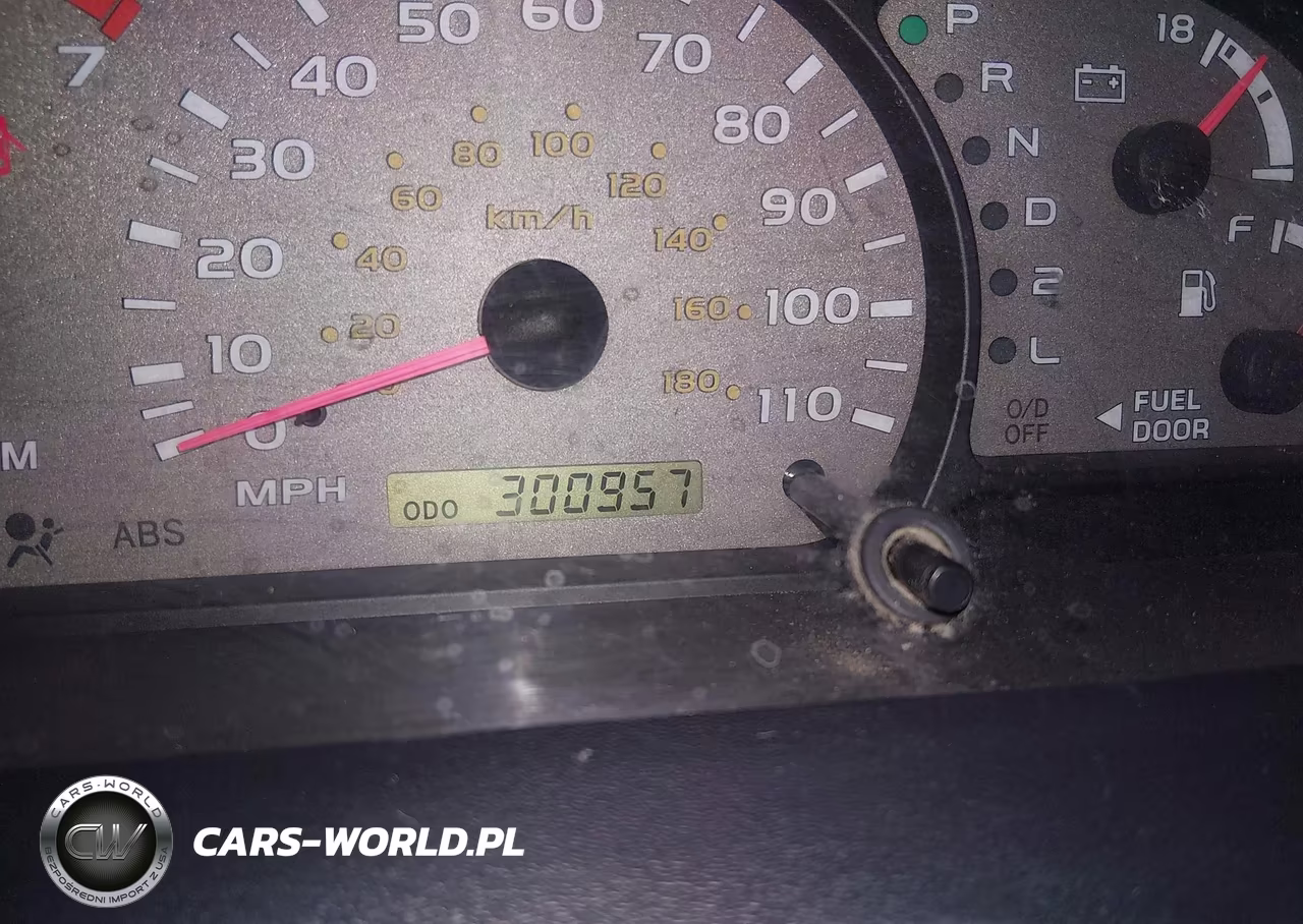 2001 Toyota Sequoia Sr5 V8 VIN:5TDBT44A11S026759 - 16