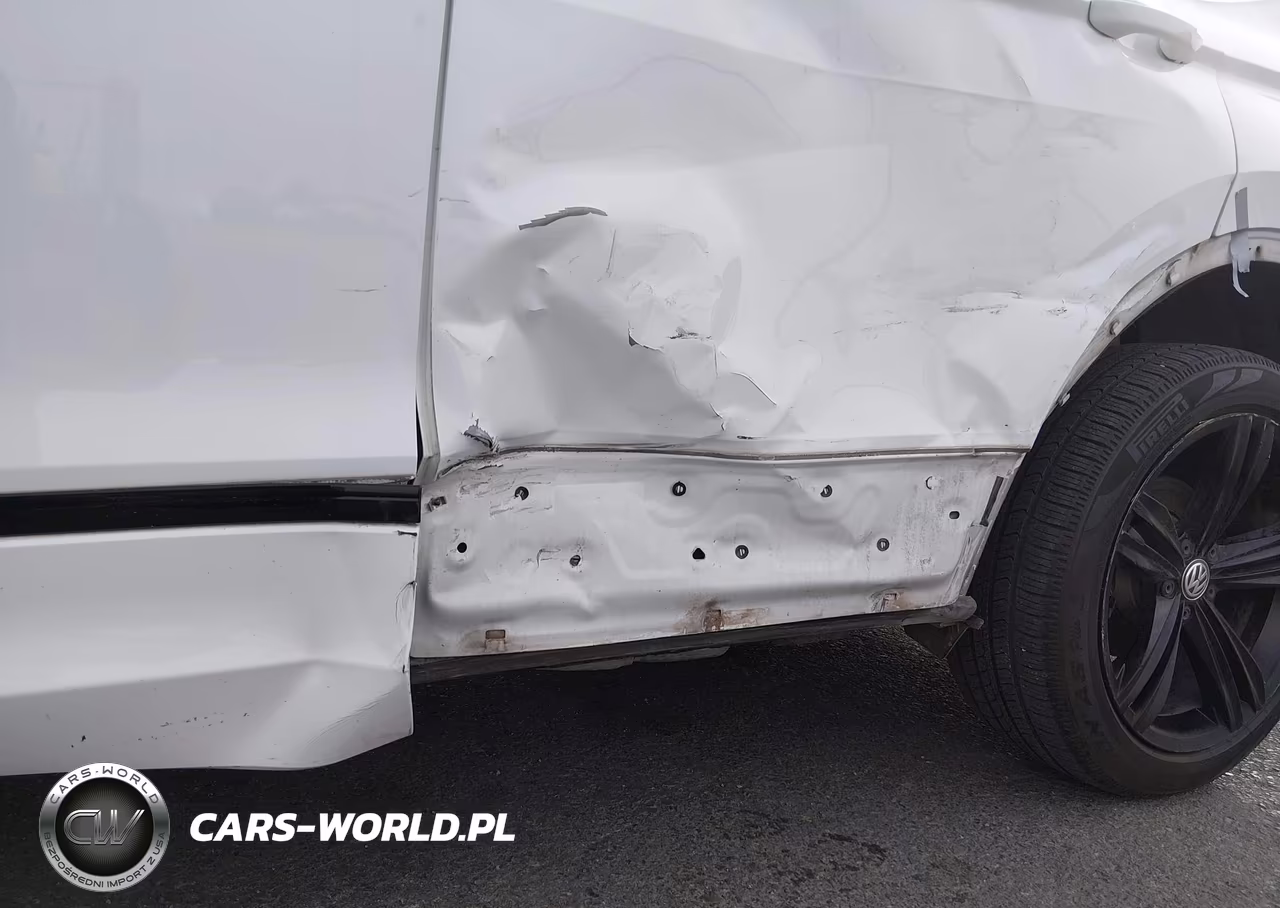 2019 Volkswagen Tiguan 2.0T Se-2.0T Sel-2.0T Sel R-Line-2.0T Sel R-Line Black VIN:3VV2B7AX7KM078087 - 19