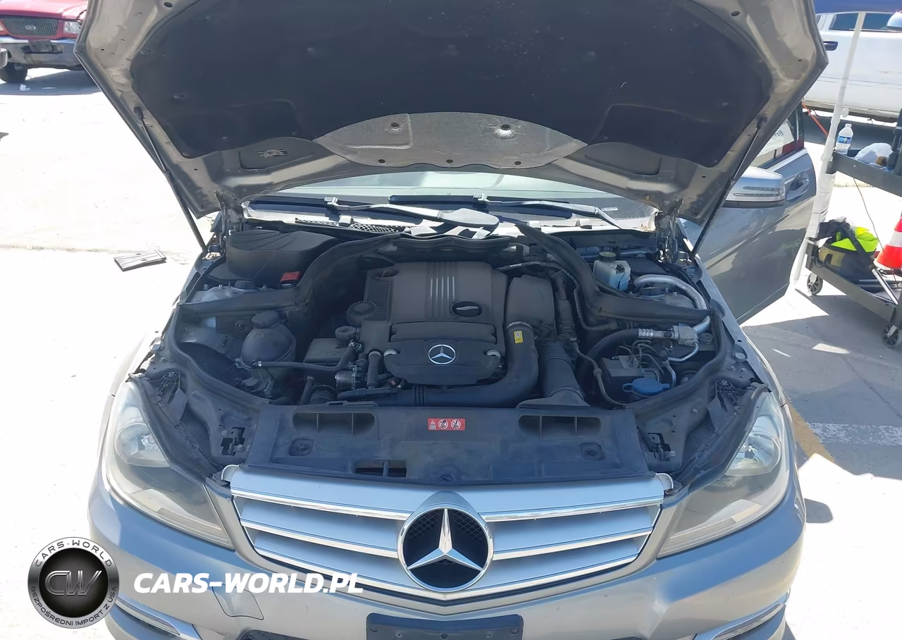 2012 Mercedes-Benz C 250 Sport VIN:WDDGF4HB3CR208339 - 10