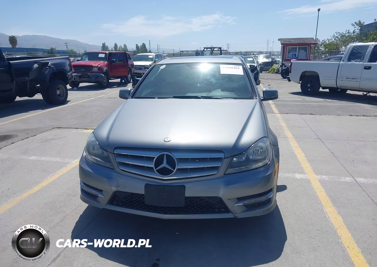 2012 Mercedes-Benz C 250 Sport VIN:WDDGF4HB3CR208339 - 13