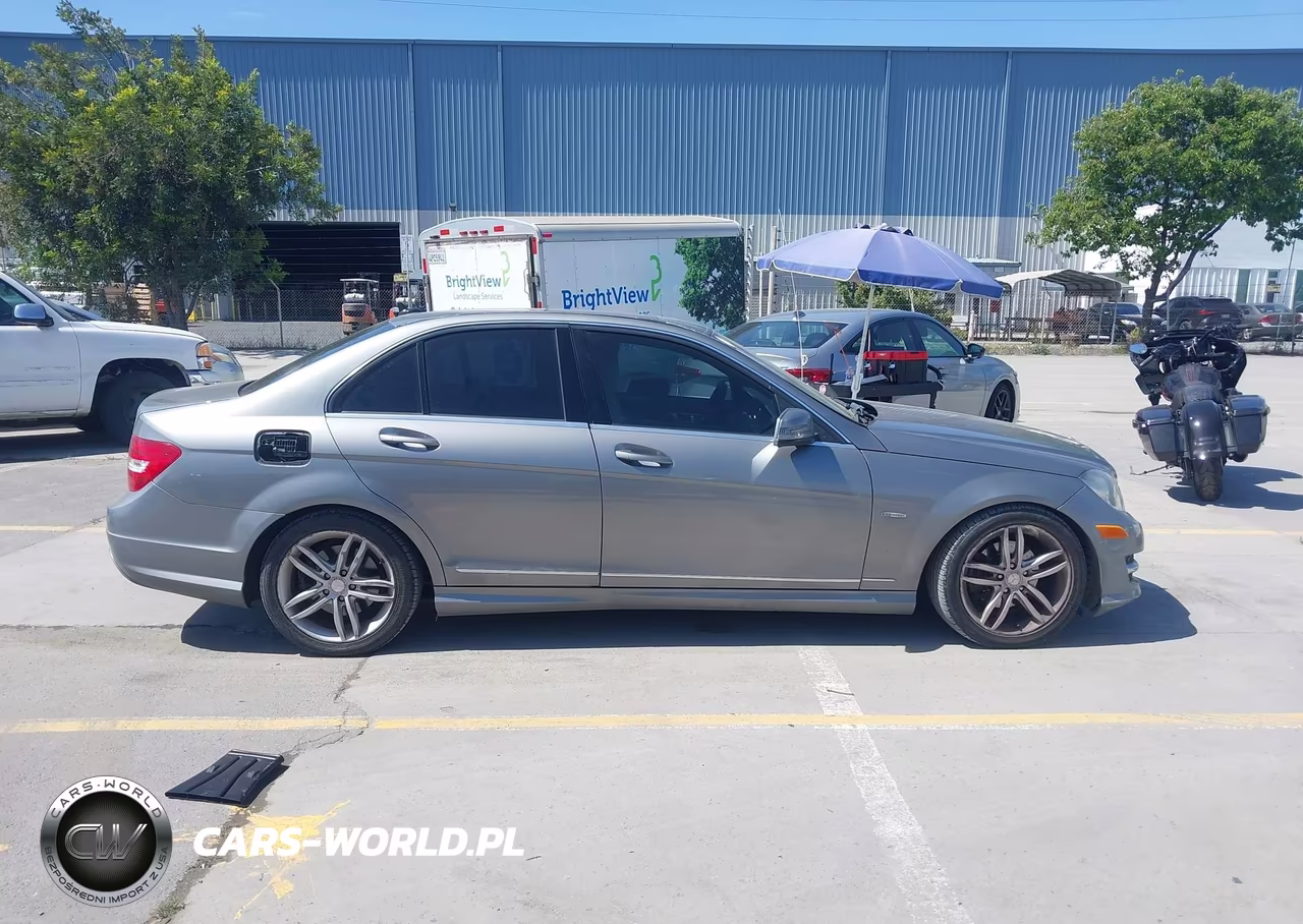 2012 Mercedes-Benz C 250 Sport VIN:WDDGF4HB3CR208339 - 14