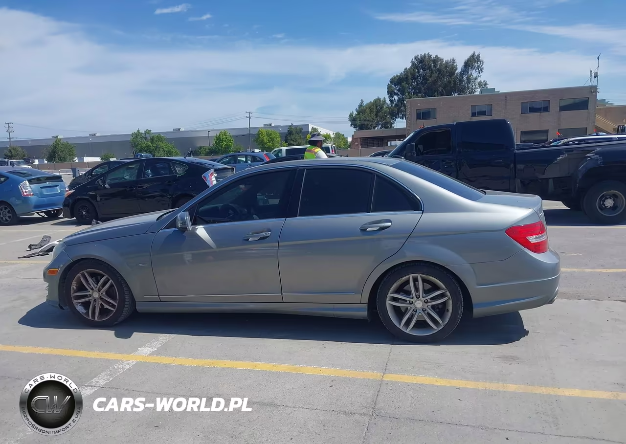 2012 Mercedes-Benz C 250 Sport VIN:WDDGF4HB3CR208339 - 15