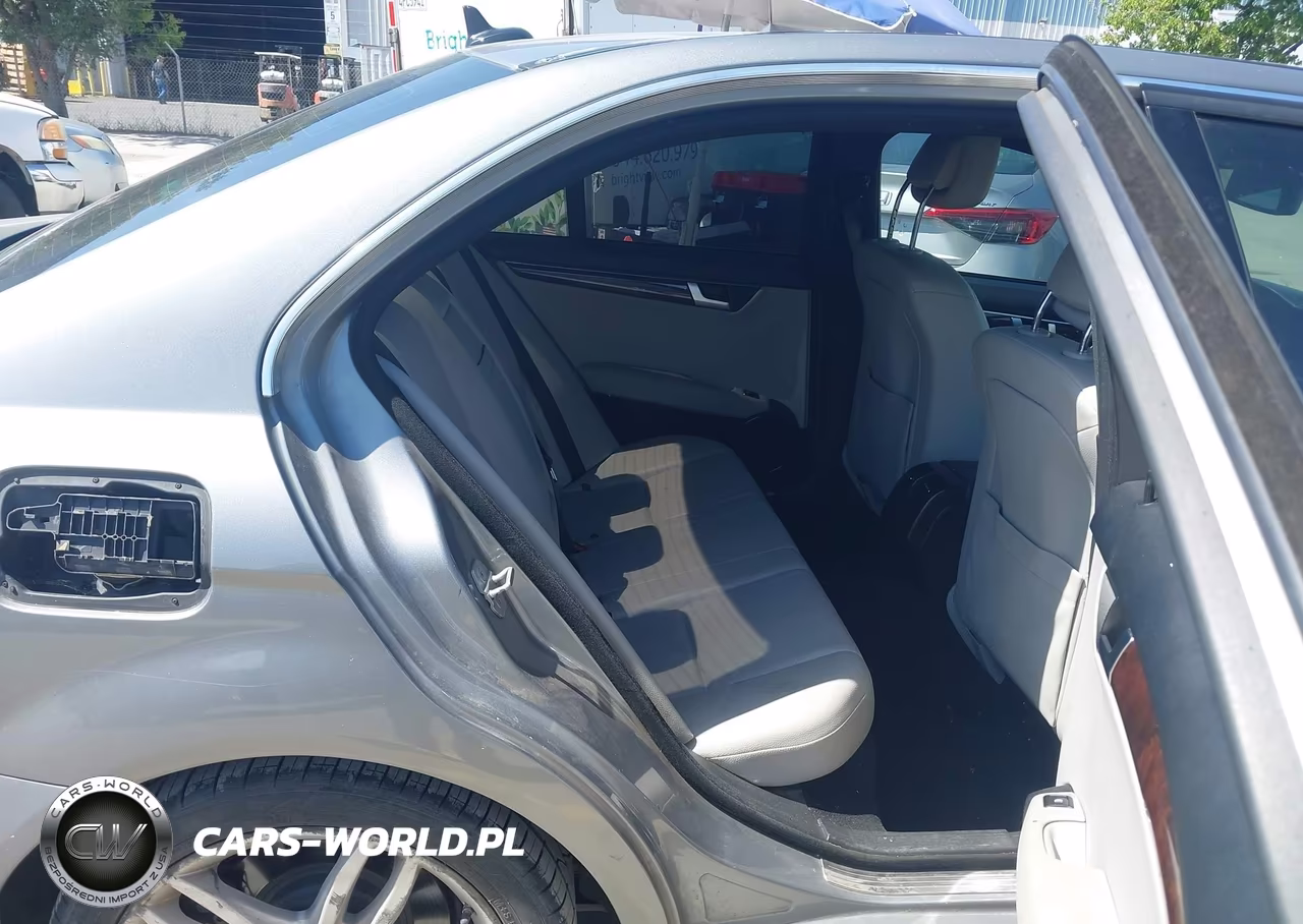 2012 Mercedes-Benz C 250 Sport VIN:WDDGF4HB3CR208339 - 8