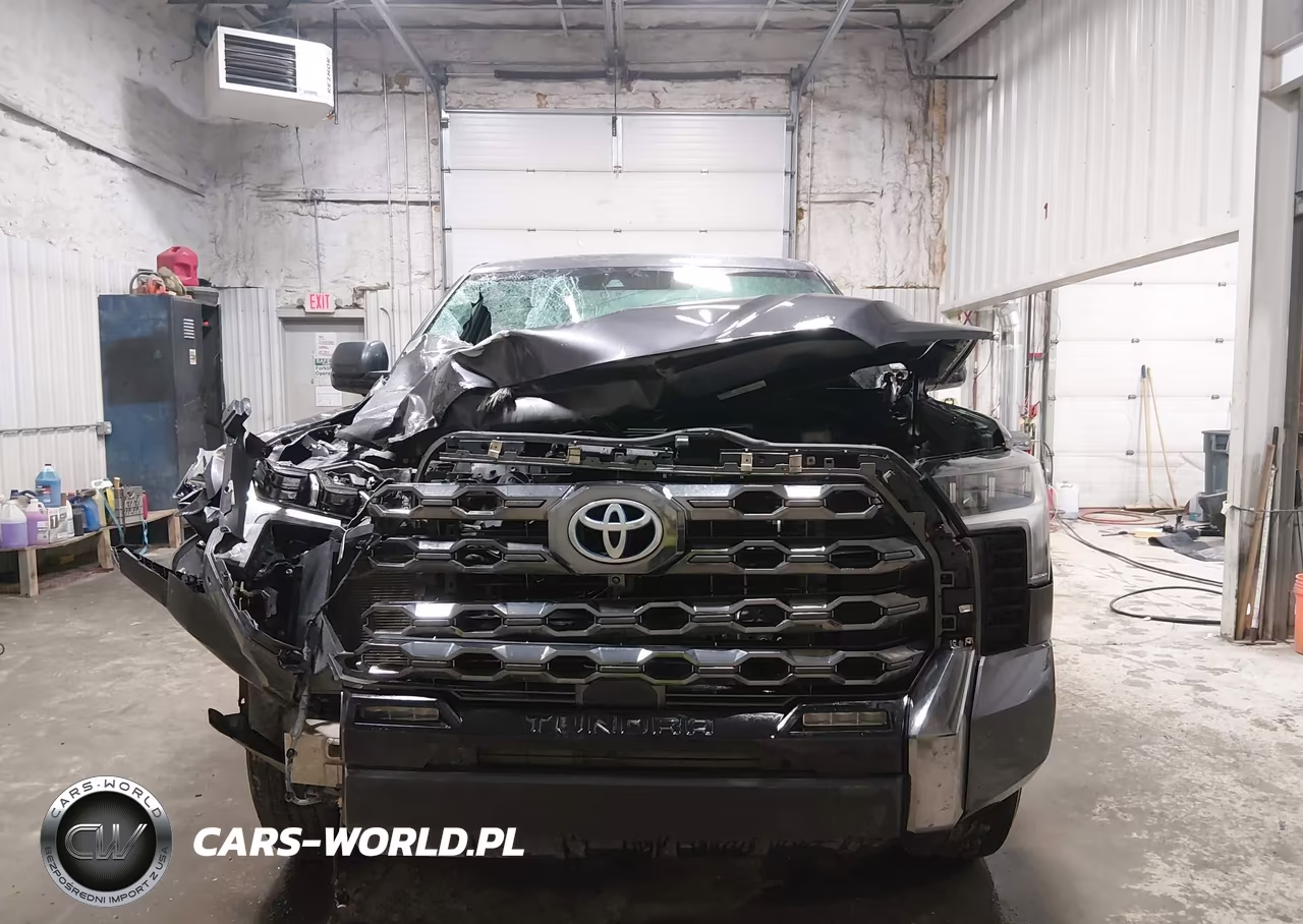 2023 Toyota Tundra Hybrid Platinum VIN:5TFNC5DB2PX036392 - 12