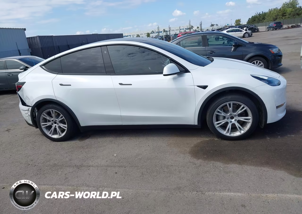 2021 Tesla Model Y Long Range Dual Motor All-Wheel Drive VIN:5YJYGAEE4MF144831 - 14
