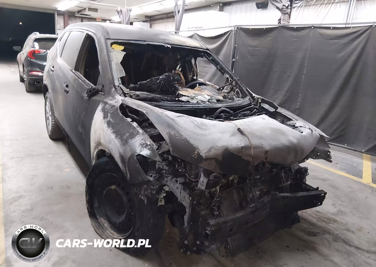 2018 Nissan Rogue S – zdjęcie 1 z 15