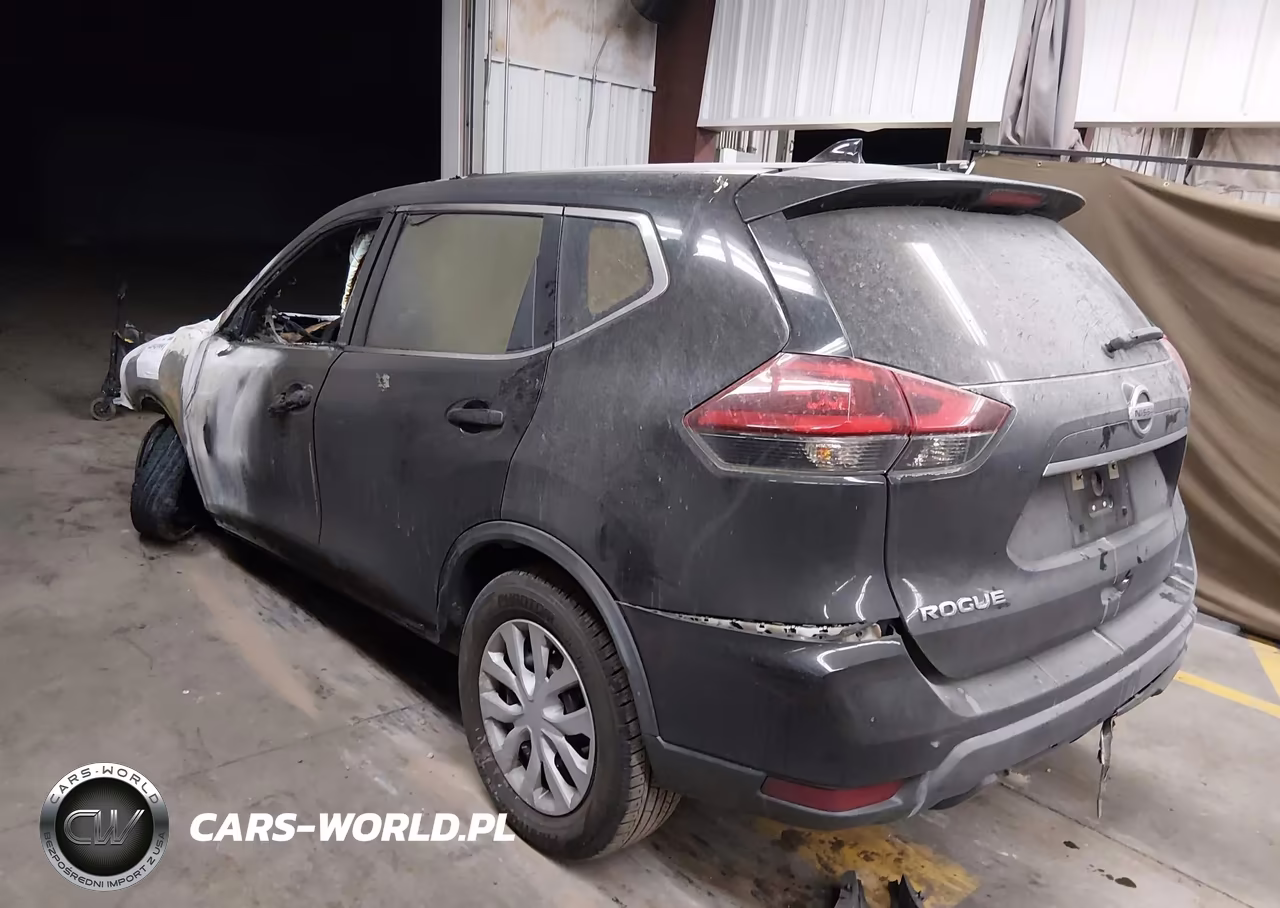 2018 Nissan Rogue S VIN:KNMAT2MT4JP534400 - 3