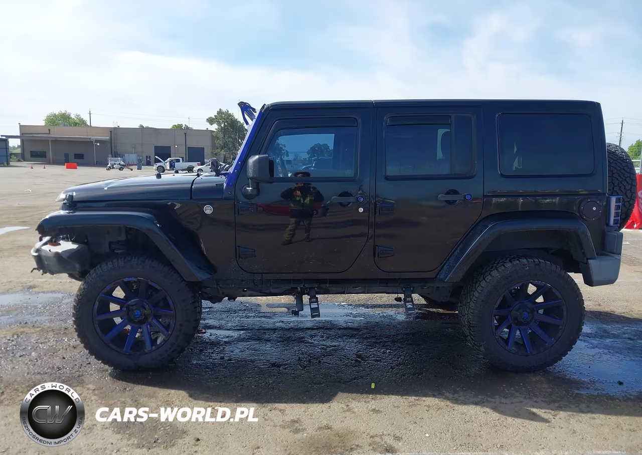 2016 Jeep Wrangler Unlimited Sahara VIN:1C4BJWEG2GL253005 - 15