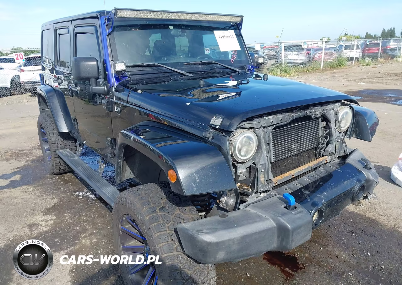 2016 Jeep Wrangler Unlimited Sahara VIN:1C4BJWEG2GL253005 - 6