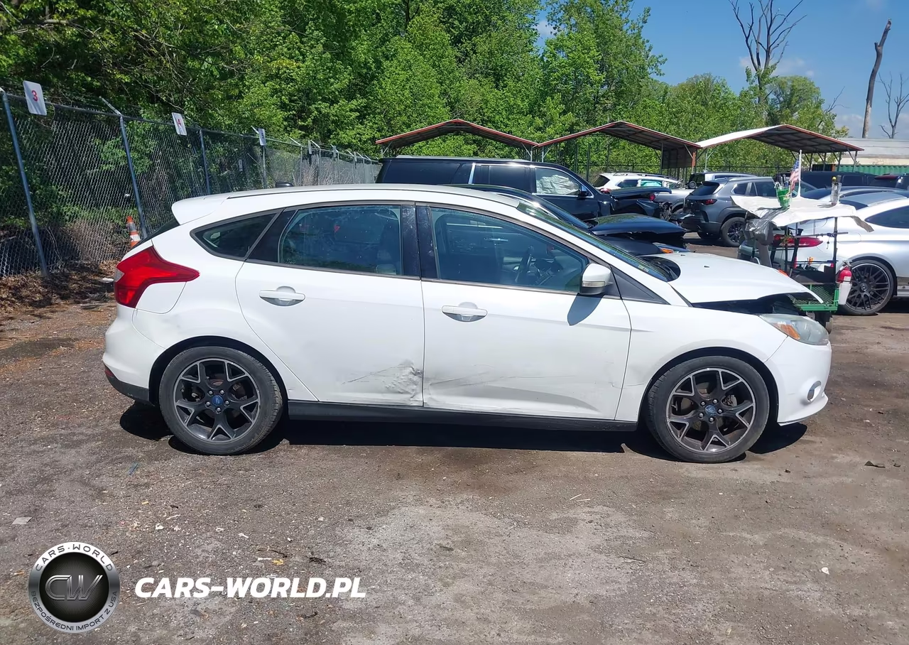 2013 Ford Focus Se VIN:1FADP3K22DL136525 - 13