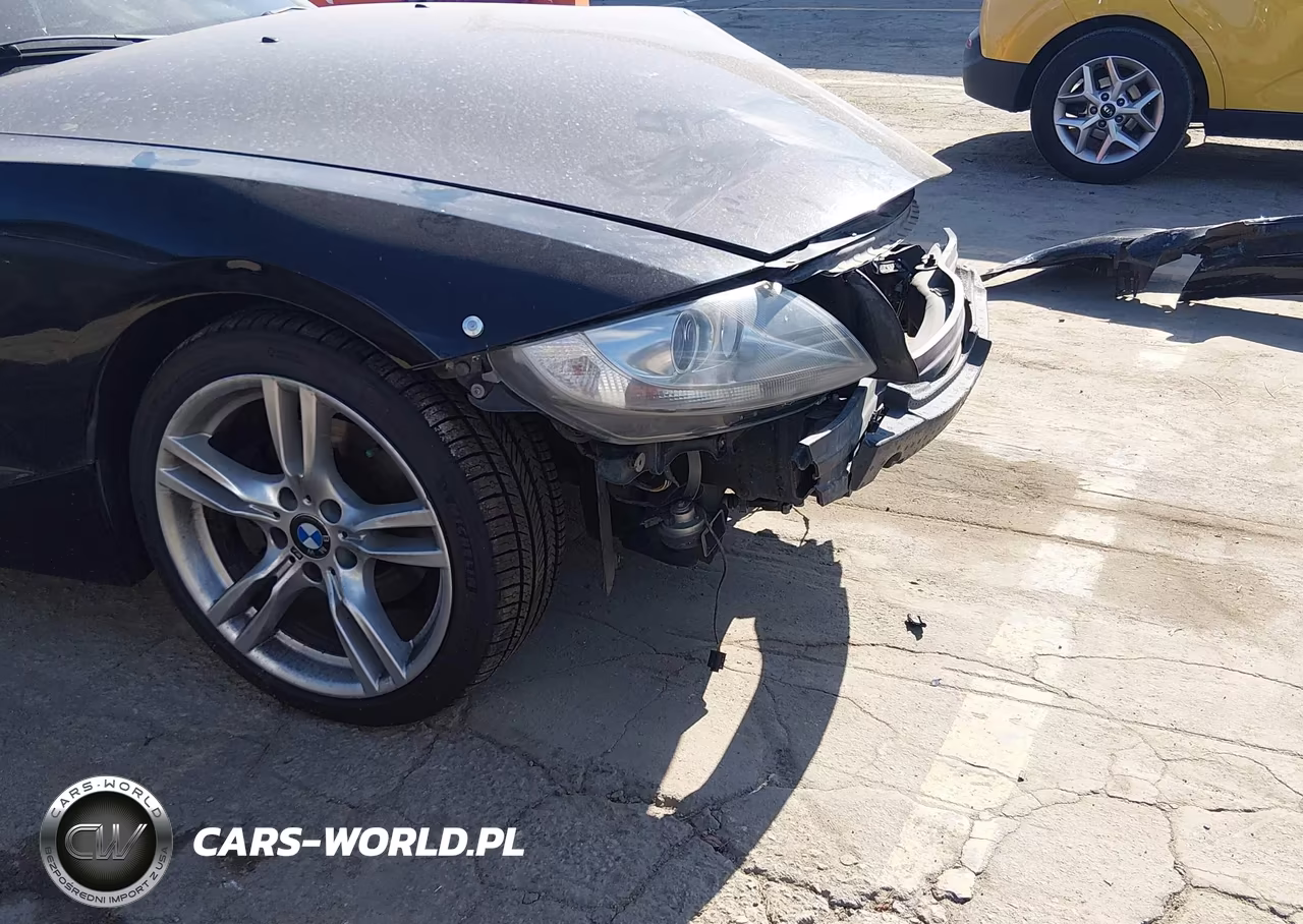 2008 BMW Z4 3.0Si VIN:4USBU535X8LX04390 - 20