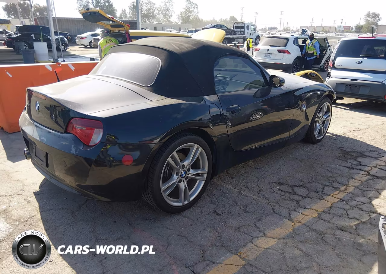 2008 BMW Z4 3.0Si VIN:4USBU535X8LX04390 - 4