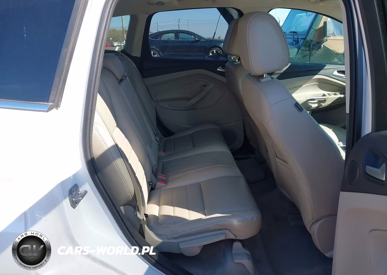 2016 Ford Escape Titanium VIN:1FMCU9J94GUB65101 - 8
