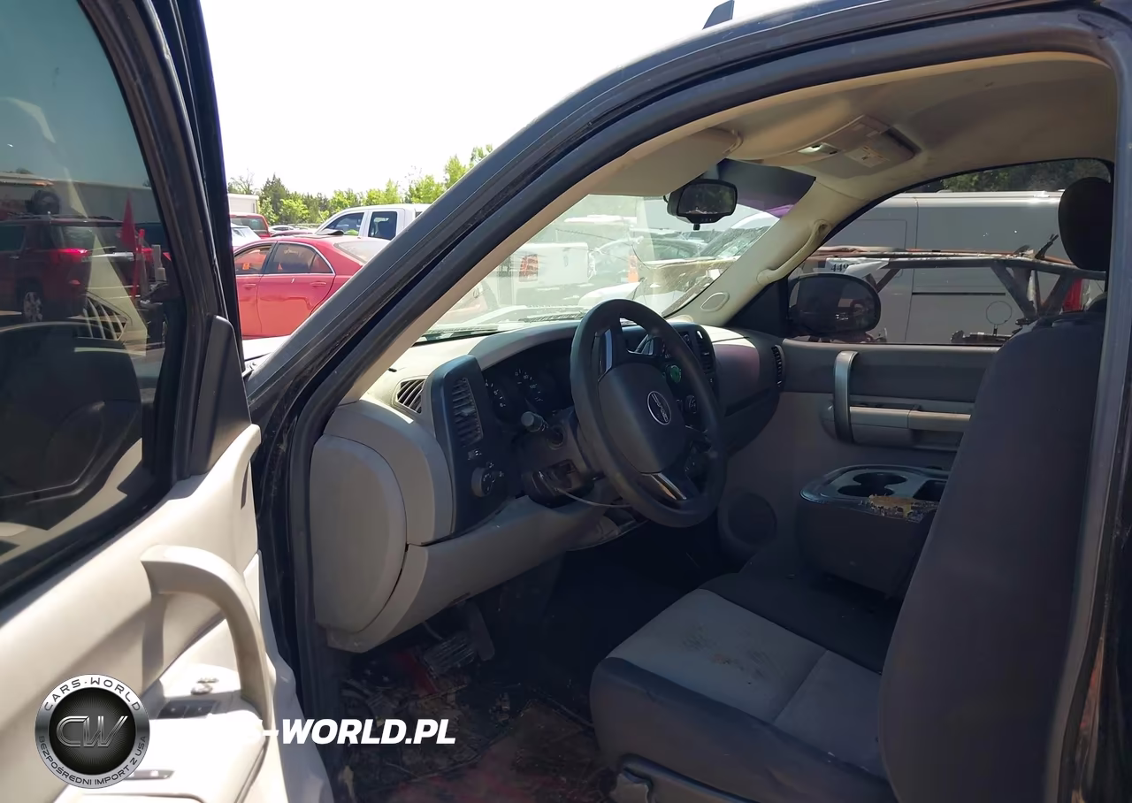 2008 GMC Sierra 1500 Work Truck VIN:1GTEC14CX8Z223600 - 8