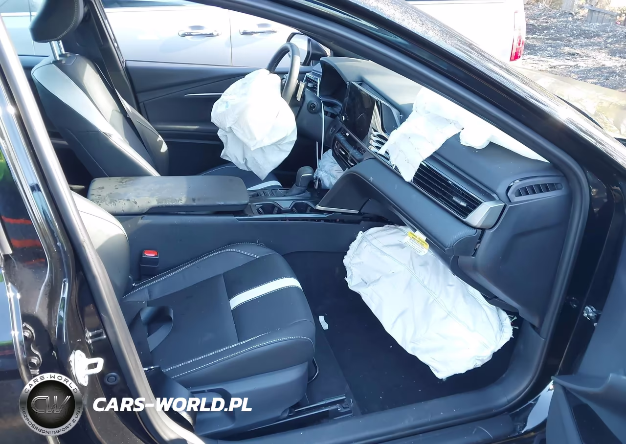 2026 Toyota Camry Se VIN:4T1DAACK5TU211396 - 5