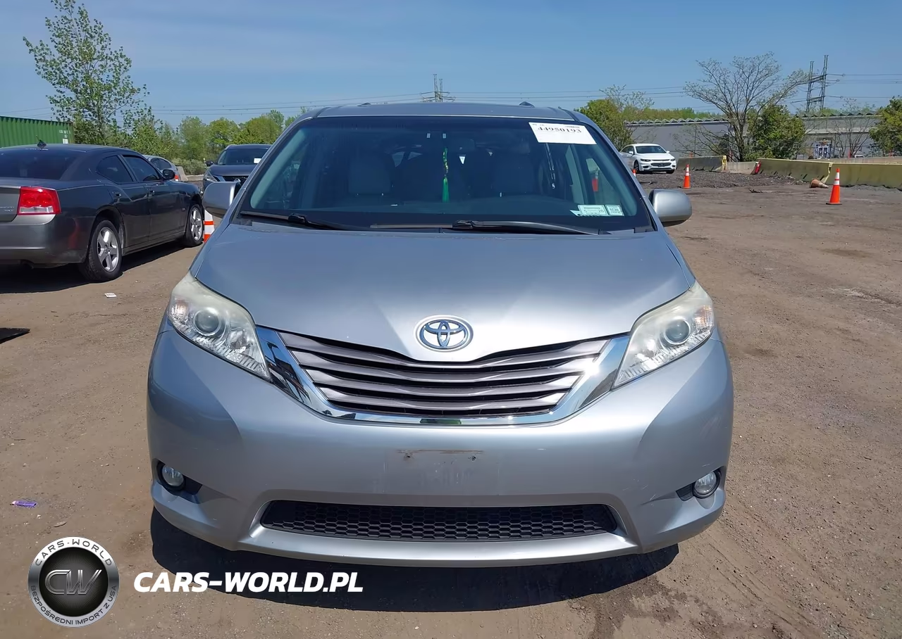 2015 Toyota Sienna Xle 7 Passenger VIN:5TDDK3DC1FS126133 - 12