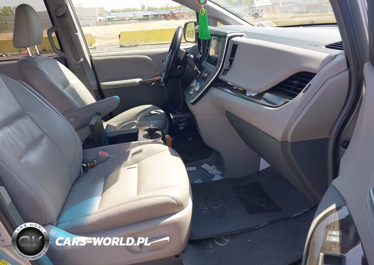 2015 Toyota Sienna Xle 7 Passenger VIN:5TDDK3DC1FS126133 - 5