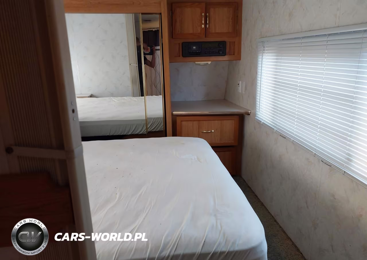 1997 Coachmen Catalina VIN:1TC3B9404V1000045 - 10