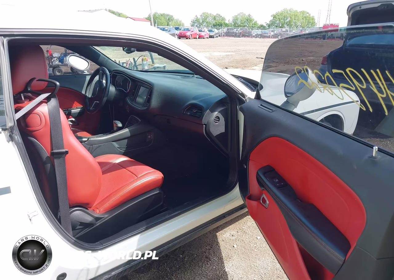 2015 Dodge Challenger Sxt Plus VIN:2C3CDZBG6FH892991 - 5