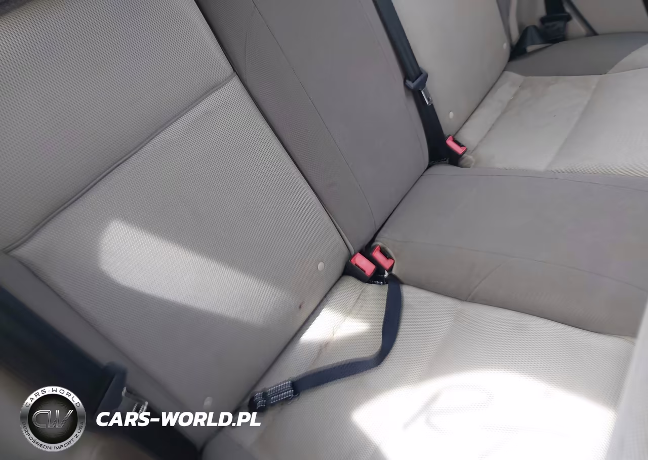 2014 Ford Focus Se VIN:1FADP3K21EL377364 - 8