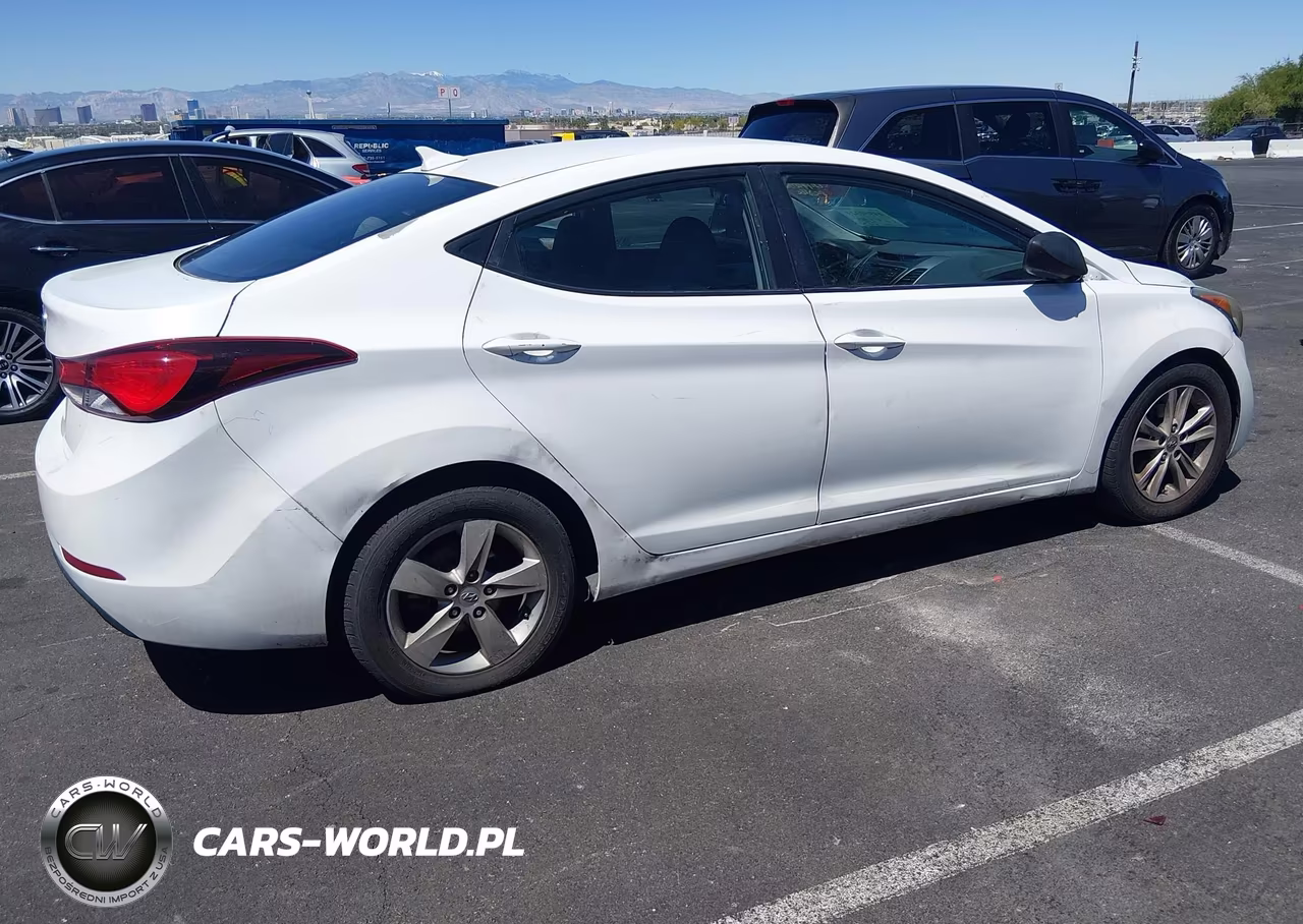 2014 Hyundai Elantra Se VIN:5NPDH4AE8EH459217 - 4